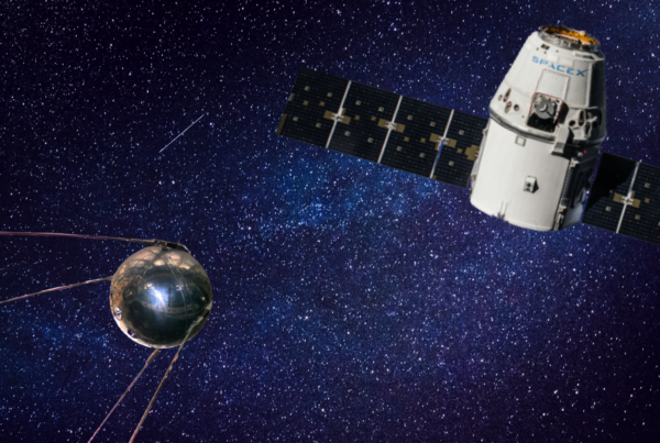 La via lattea fa da sfondo a Sputnik e un satellite cargo di SpaceX